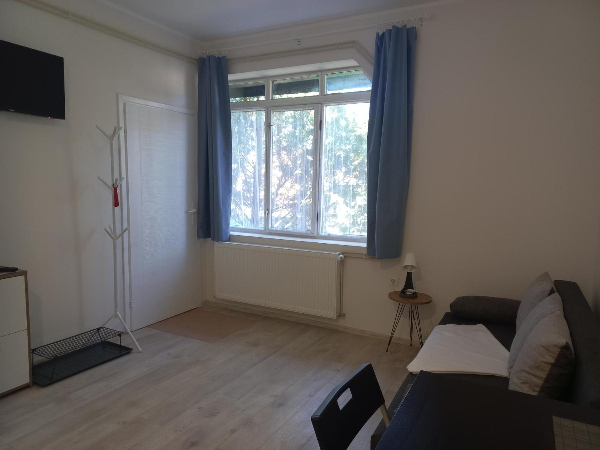 Kod Velikih Tuja Apartment Melenci Bagian luar foto