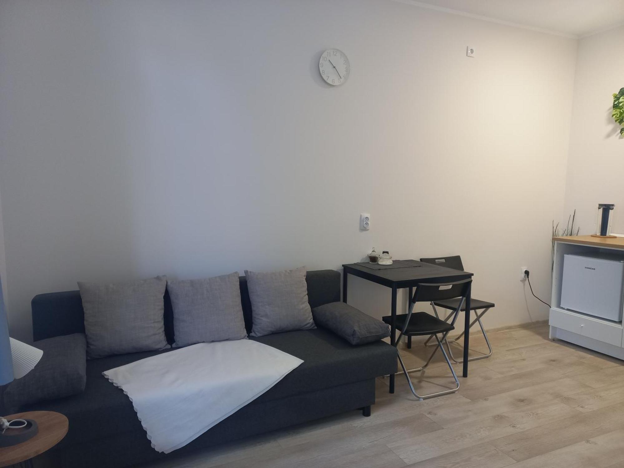 Kod Velikih Tuja Apartment Melenci Bagian luar foto